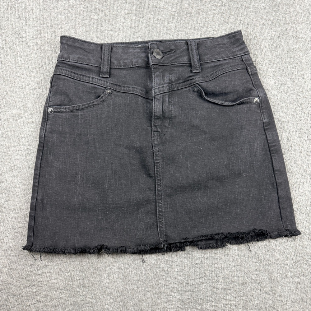 American Eagle‎ Women's 0 Hi-Rise Mini Skirt Black Denim Stretch Raw Hem